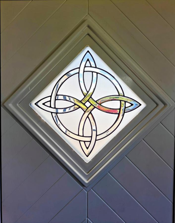 Teach Roisin-Traditional Irish Holiday Cottage In Malin Head. Exterior photo